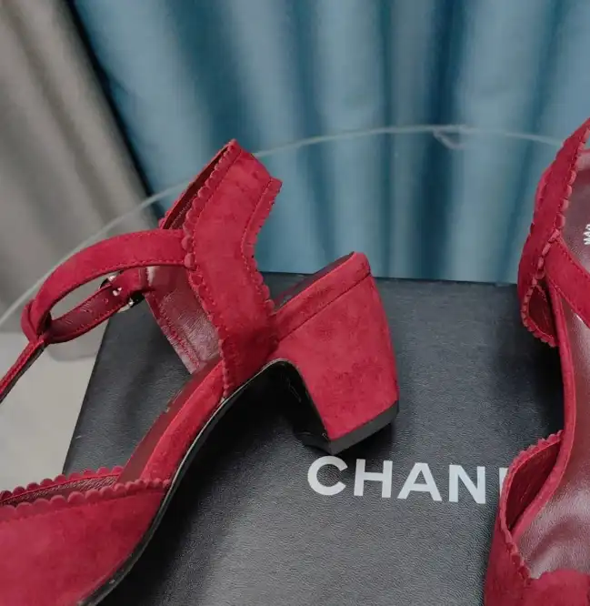 hype Chanel High Heels