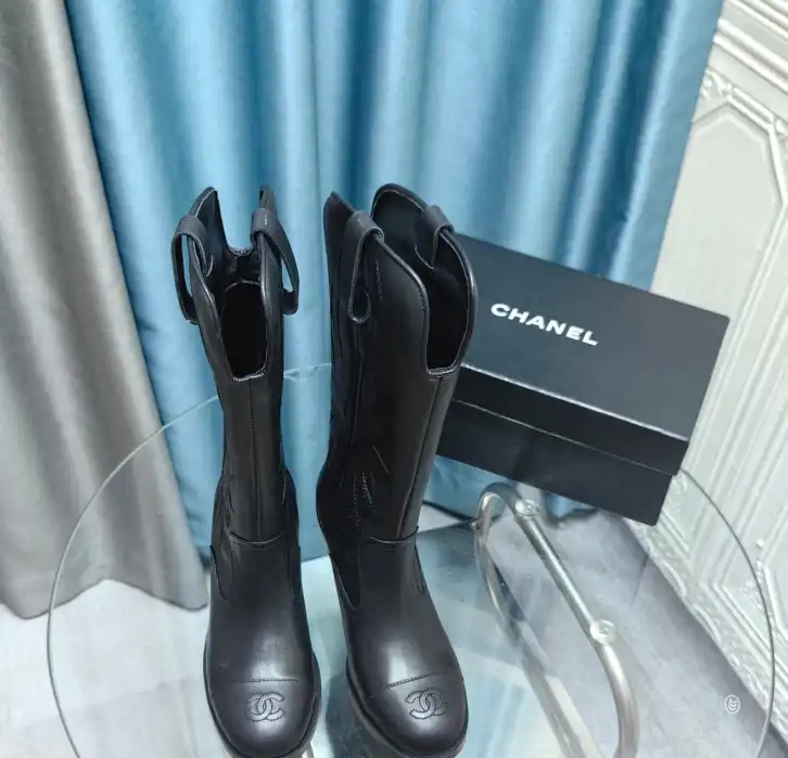 hype Chanel Boots