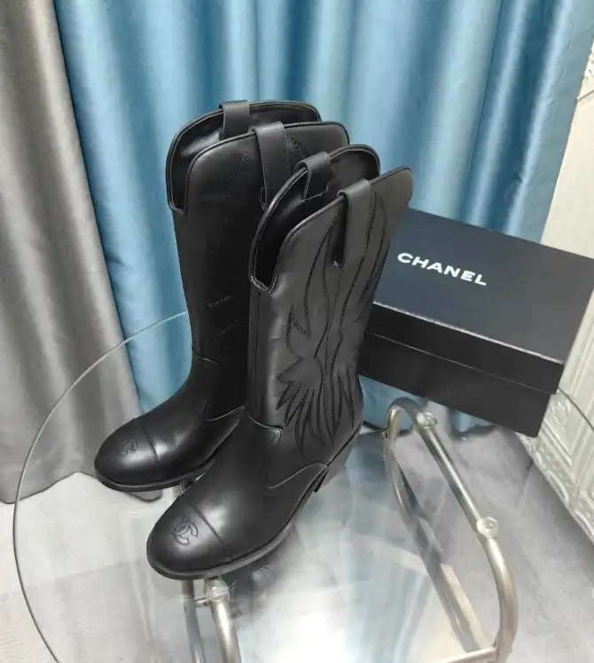 hype Chanel Boots