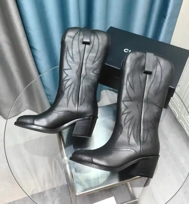 hype Chanel Boots