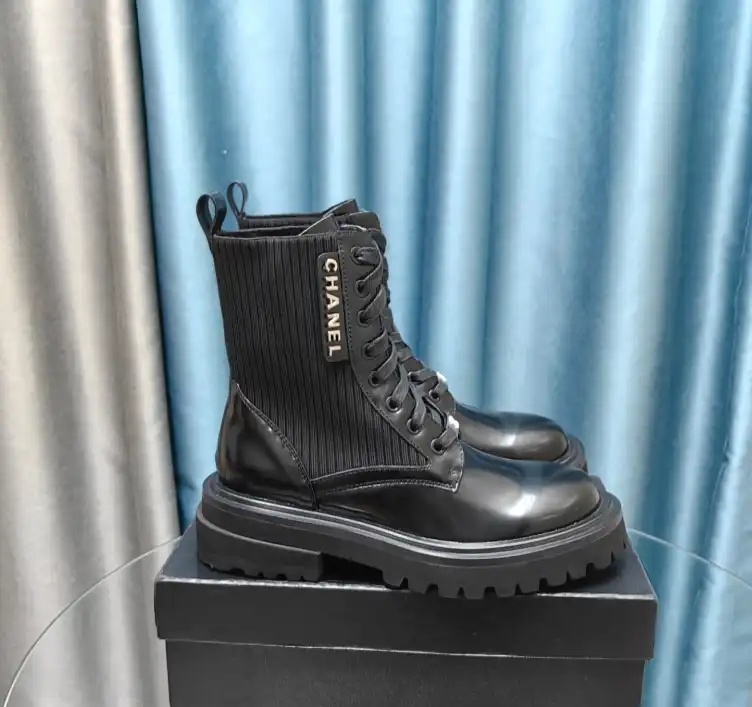 hype Chanel Boots