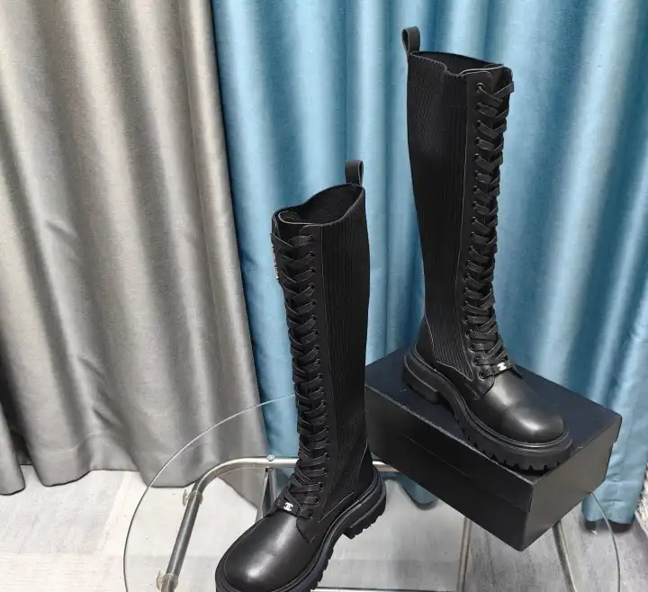 hype Chanel Boots