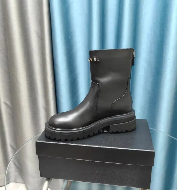 hype Chanel Boots