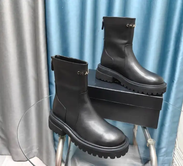 hype Chanel Boots