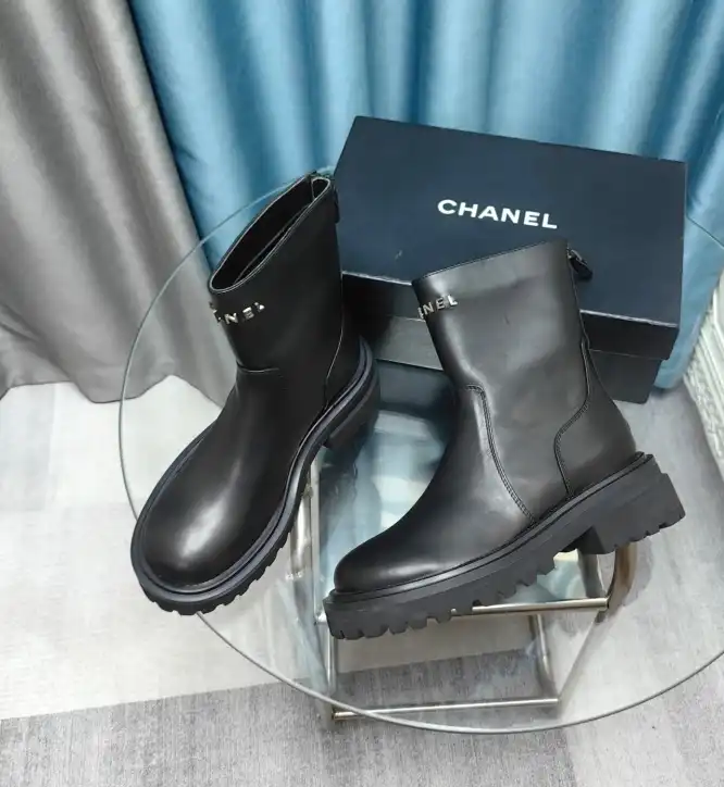 hype Chanel Boots