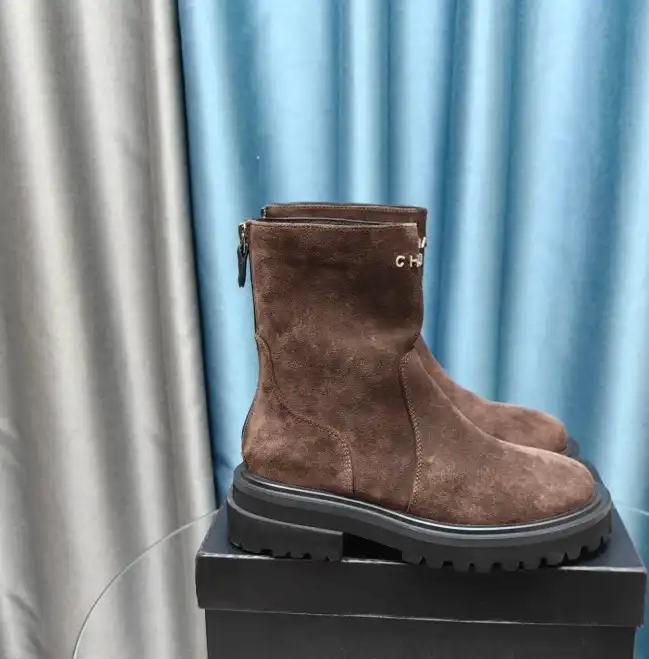 hype Chanel Boots