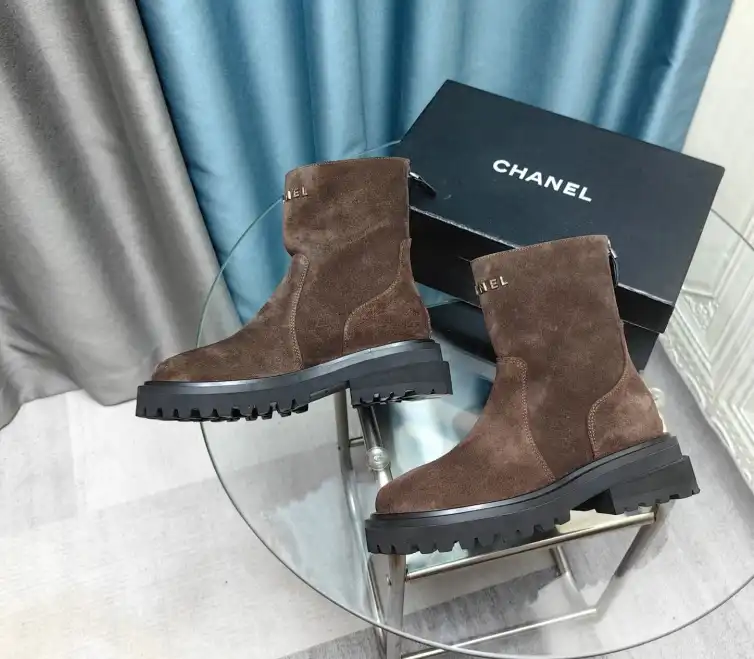 hype Chanel Boots