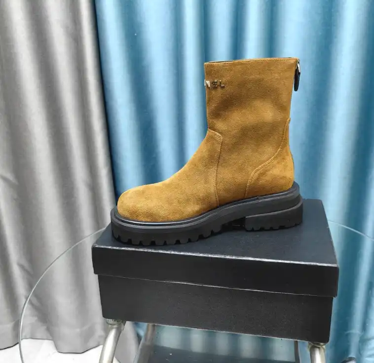 hype Chanel Boots