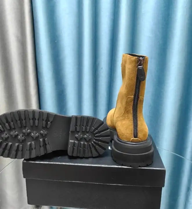 hype Chanel Boots