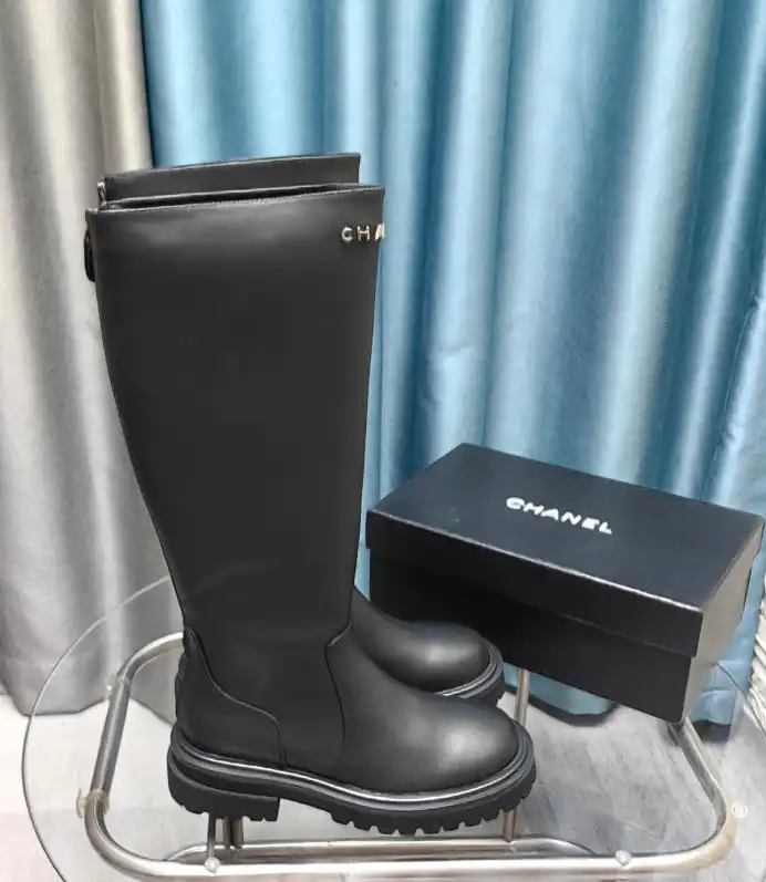 hype Chanel Boots