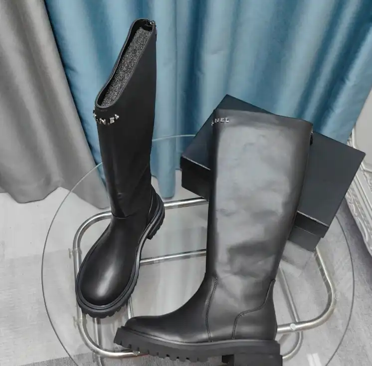 hype Chanel Boots