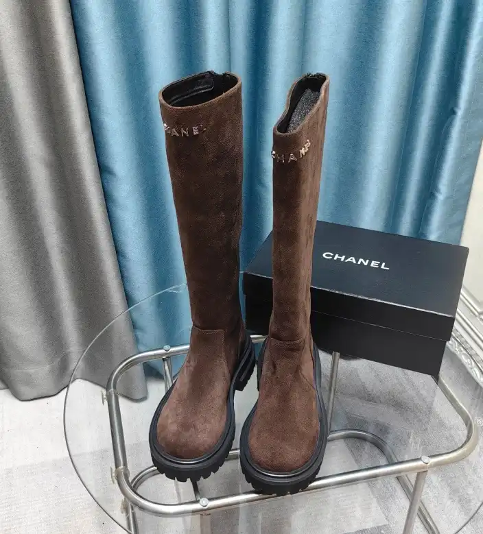 hype Chanel Boots