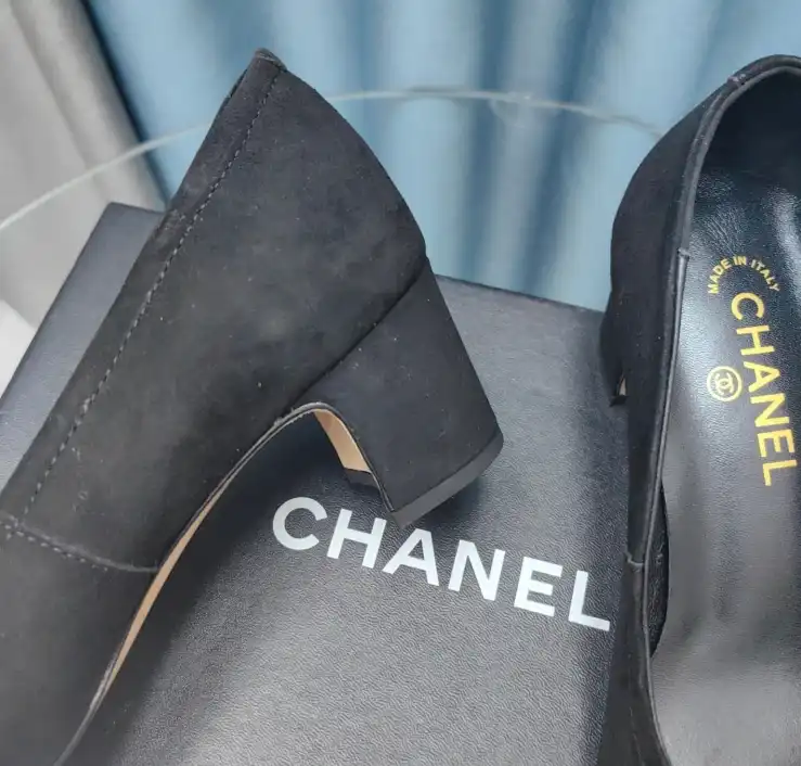 hype Chanel High Heels