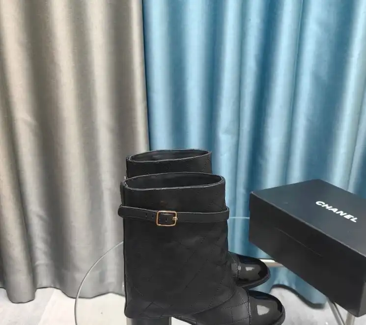 hype Chanel Boots