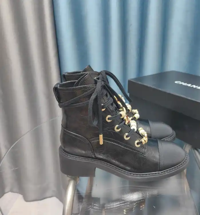 hype Chanel Boots