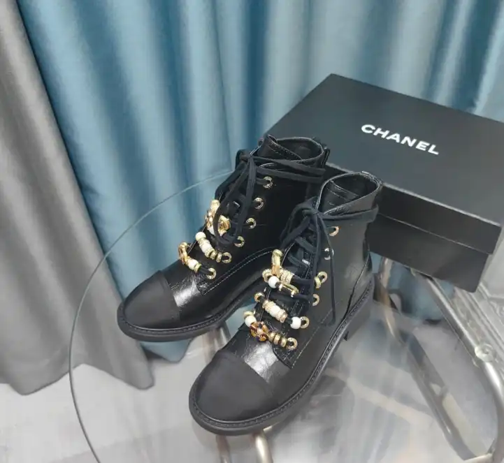 hype Chanel Boots