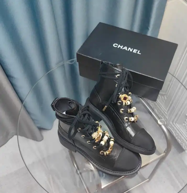 hype Chanel Boots