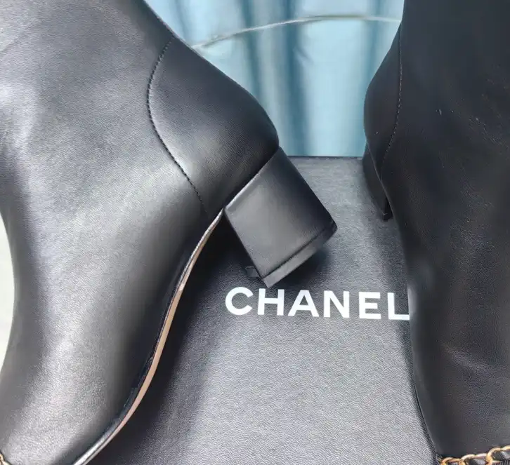 hype Chanel Boots