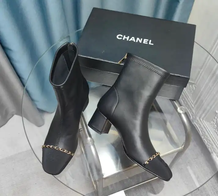 hype Chanel Boots