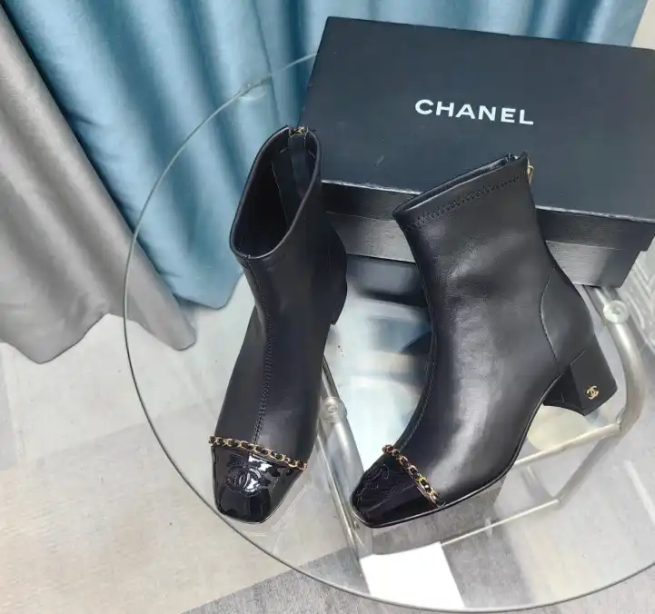 hype Chanel Boots