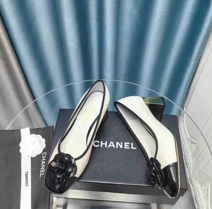 hype Chanel High Heels