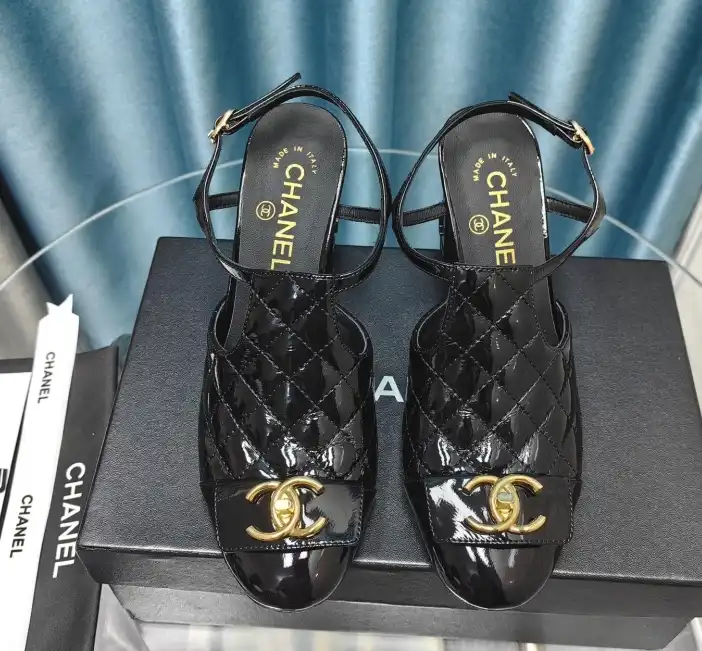 hype Chanel High Heels