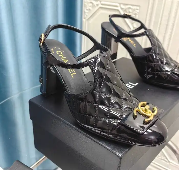 hype Chanel High Heels