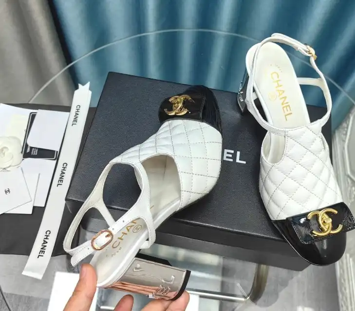 hype Chanel High Heels