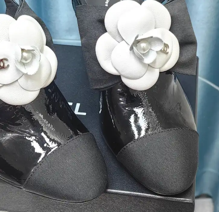 hype Chanel Sandals