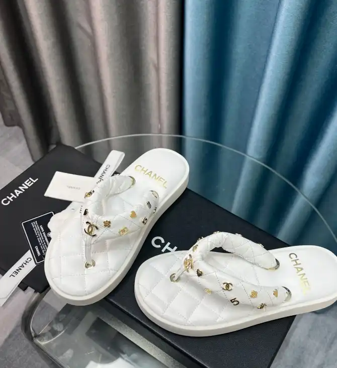 hype Chanel Slippers