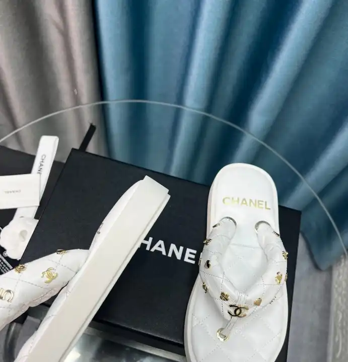 hype Chanel Slippers