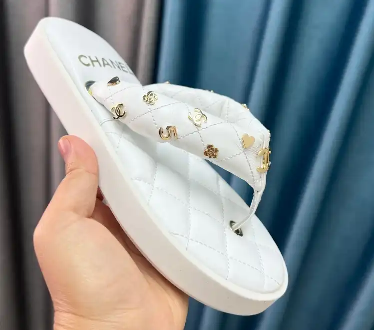 hype Chanel Slippers