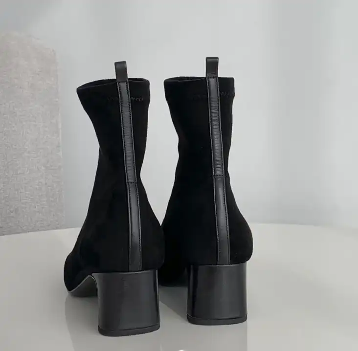 hype Chanel Boots