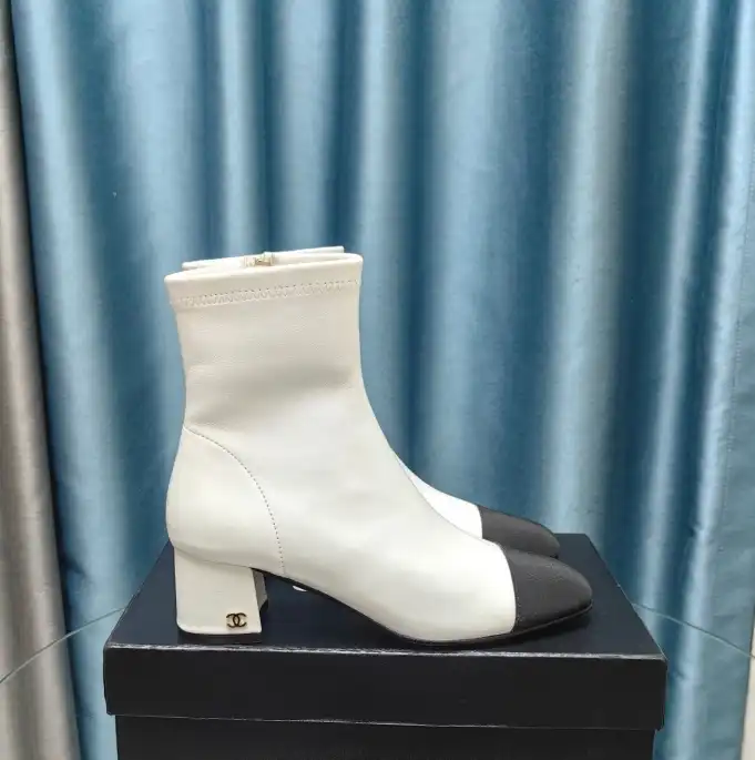 hype Chanel Boots