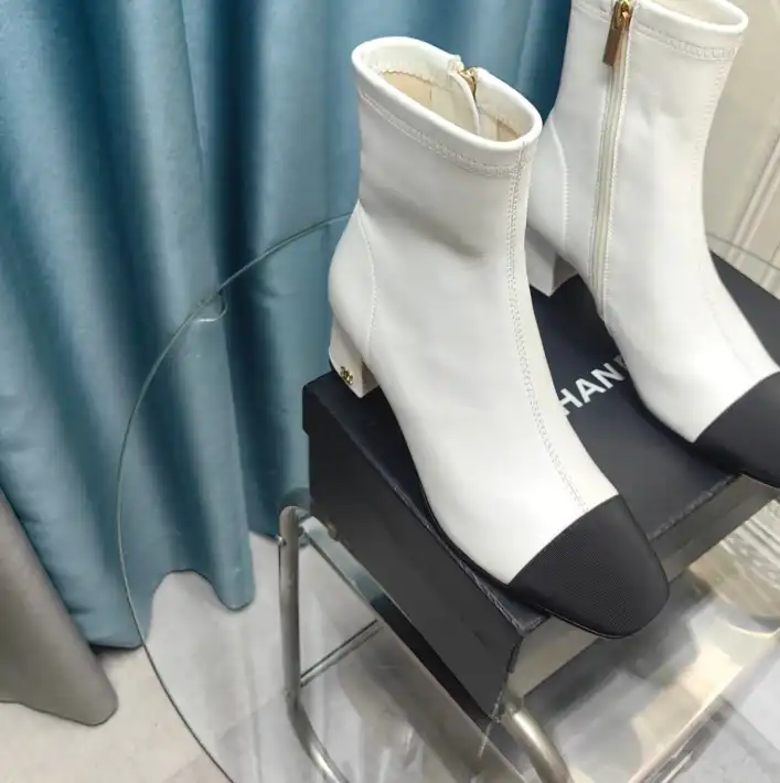 hype Chanel Boots