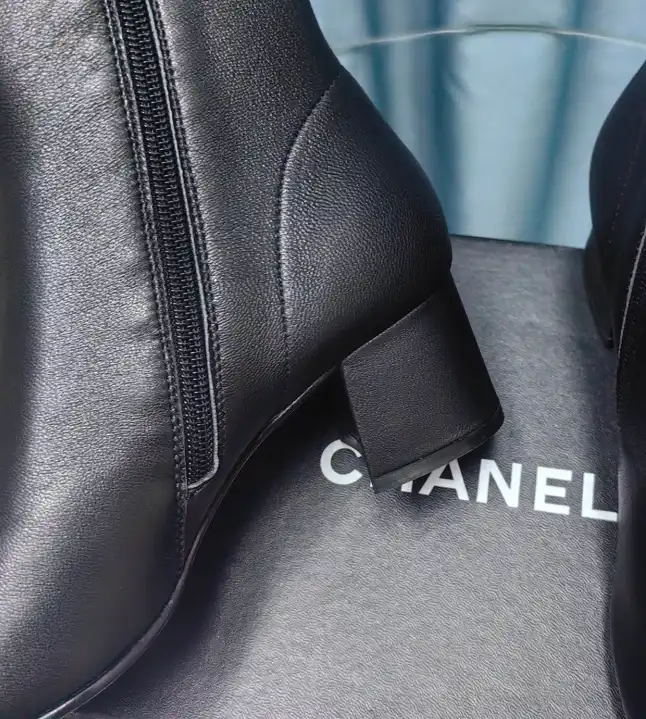 hype Chanel Boots