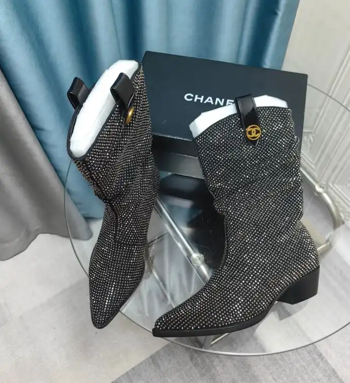 hype Chanel Boots