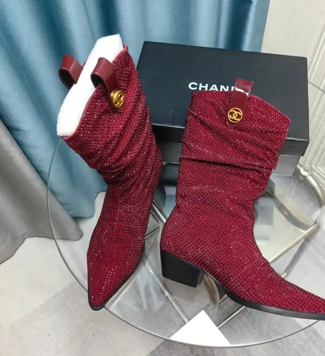 hype Chanel Boots