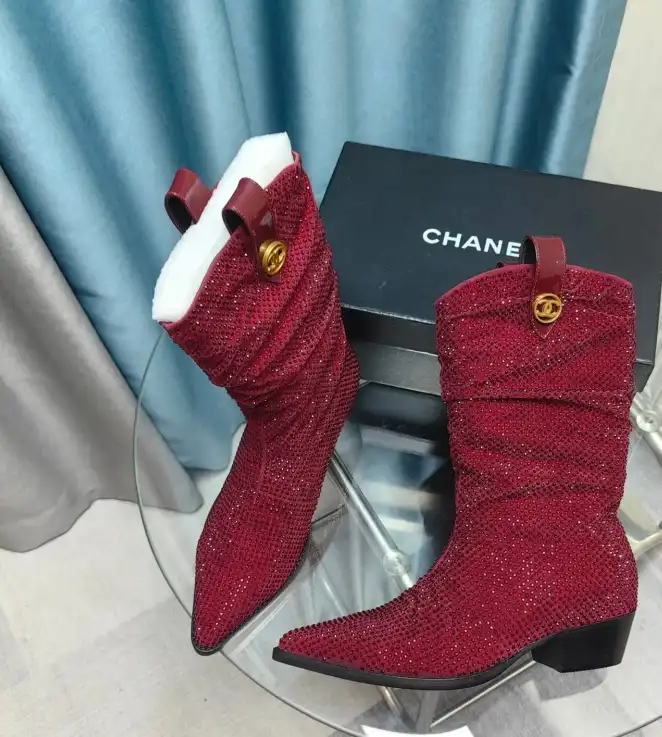 hype Chanel Boots