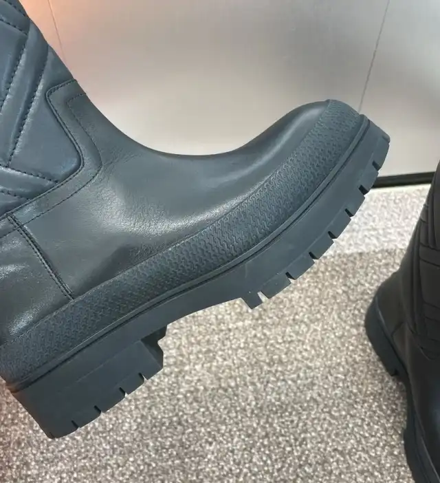 hype Hermes Boots