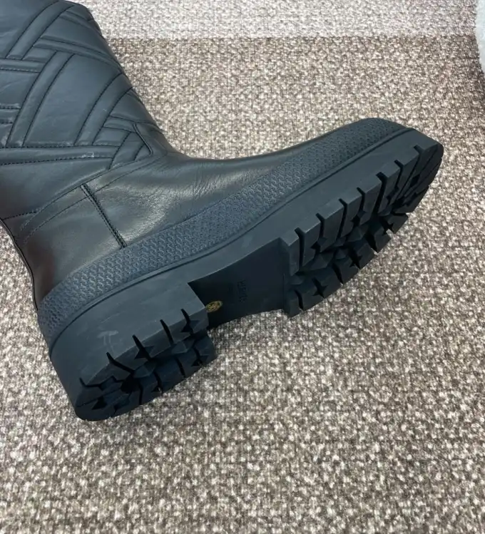 hype Hermes Boots