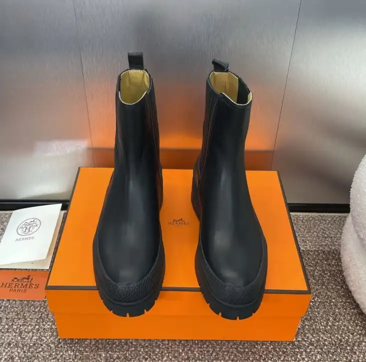 hype Hermes Boots