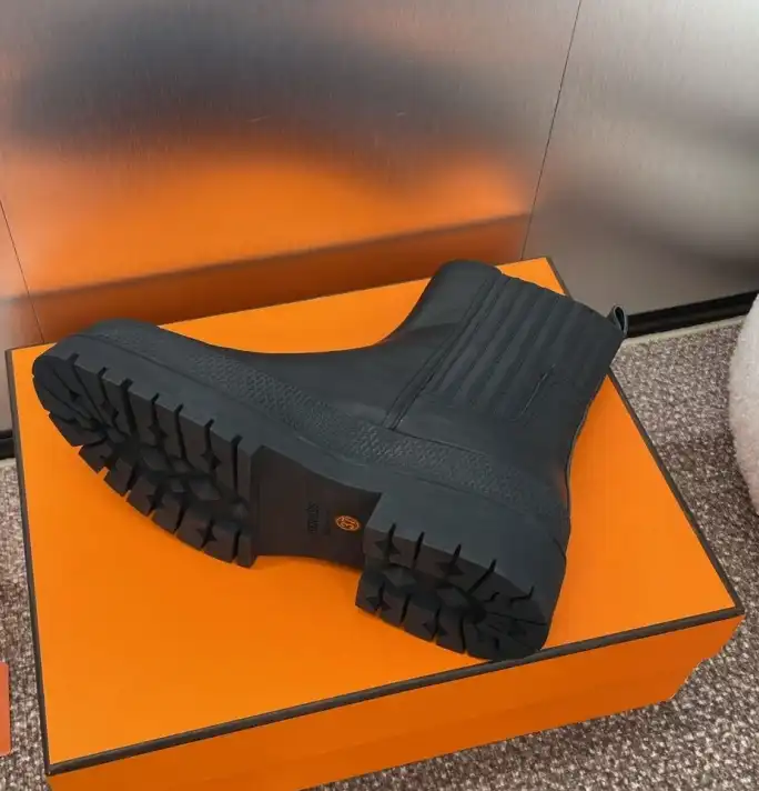 hype Hermes Boots