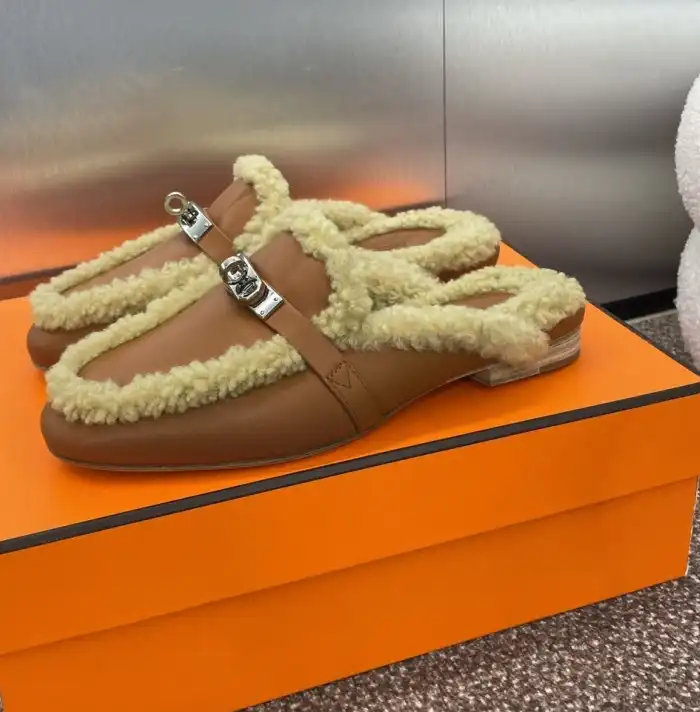 hype Hermes Slippers