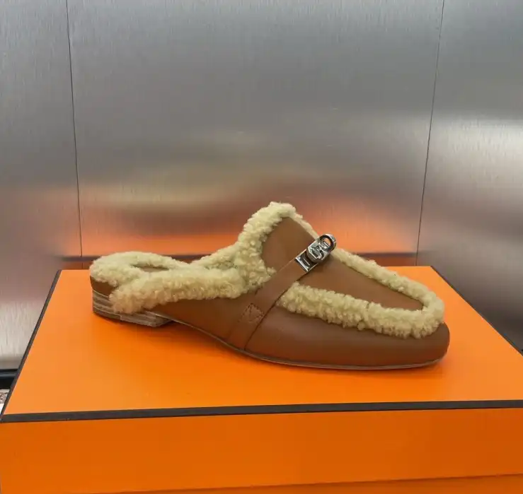 hype Hermes Slippers