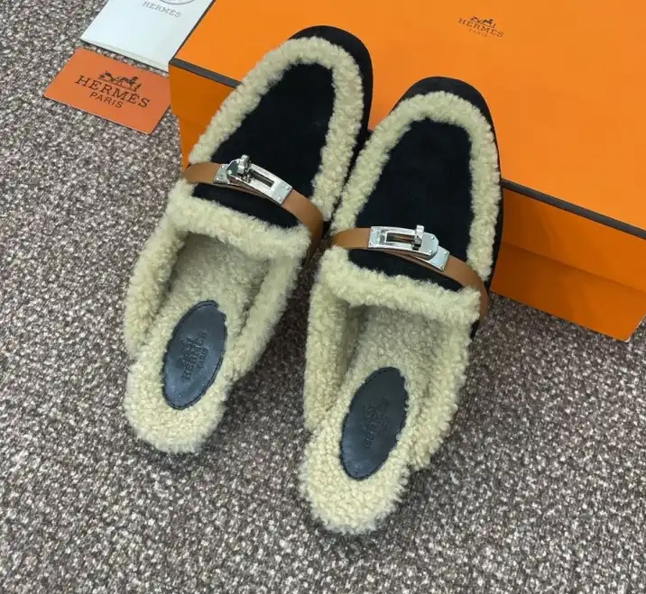 hype Hermes Slippers