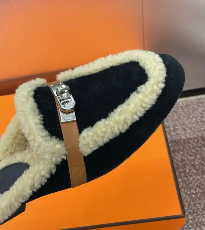 hype Hermes Slippers