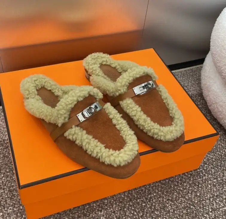 hype Hermes Slippers