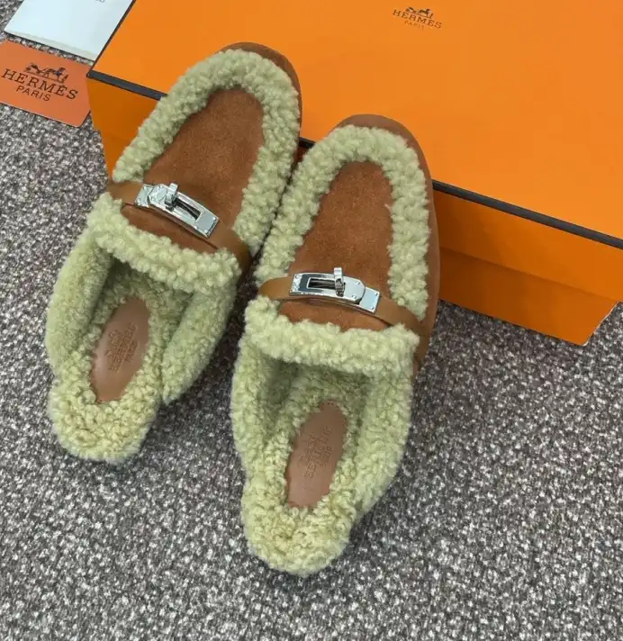 hype Hermes Slippers