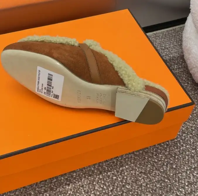 hype Hermes Slippers